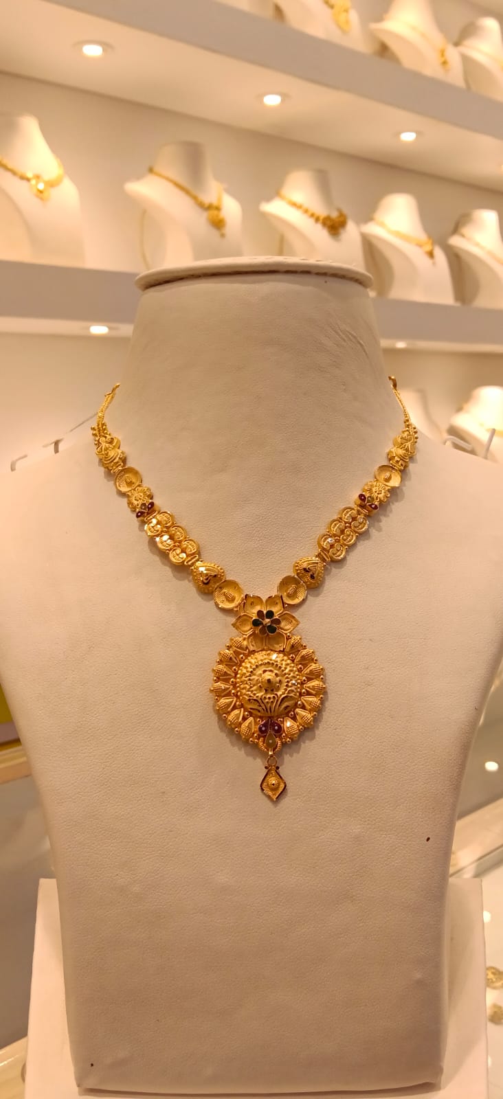 Neckles 
